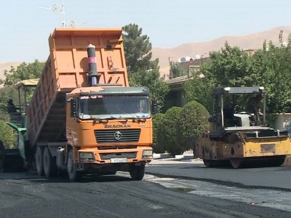 В Кулябе отремонтируют городские дороги 

