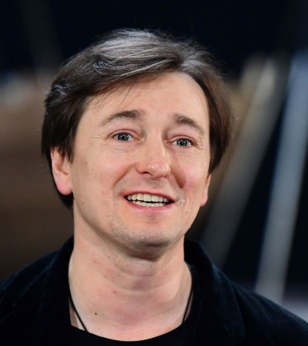 Сергей Безруков гуфт, ки дар Тошканд муҷассамаи Есенин гузошта мешавад